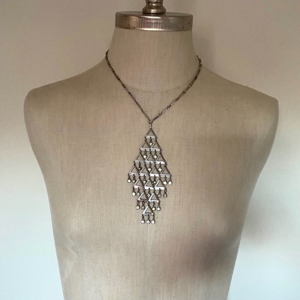Sarah Coventry Necklace Silver Tone   Vintage Geometric design